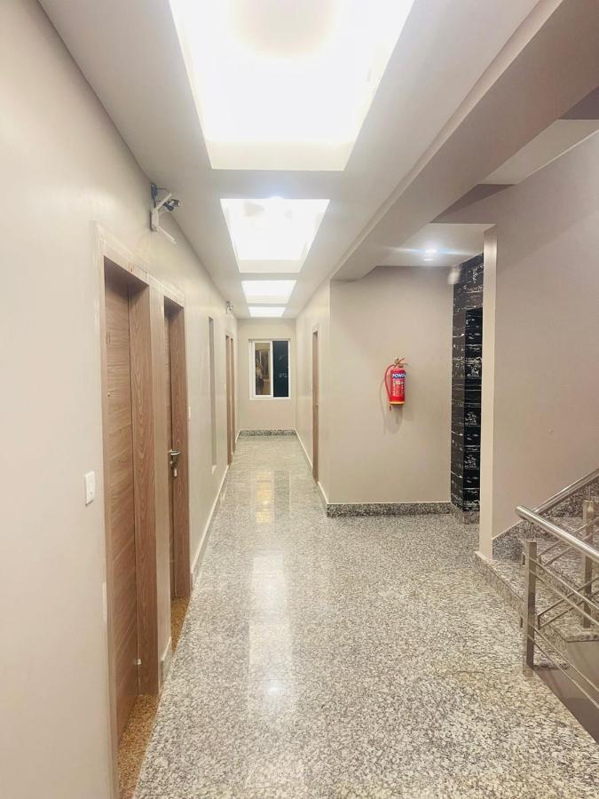 פורי Royal Beach International מראה חיצוני תמונה