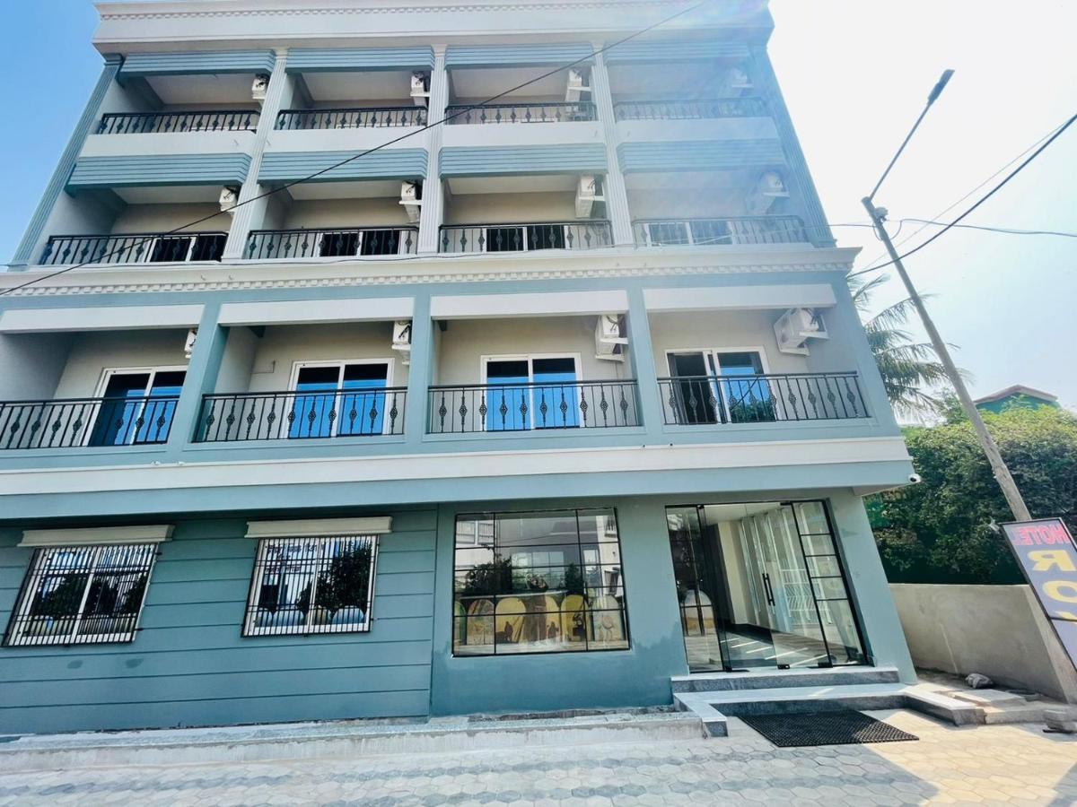 פורי Royal Beach International מראה חיצוני תמונה