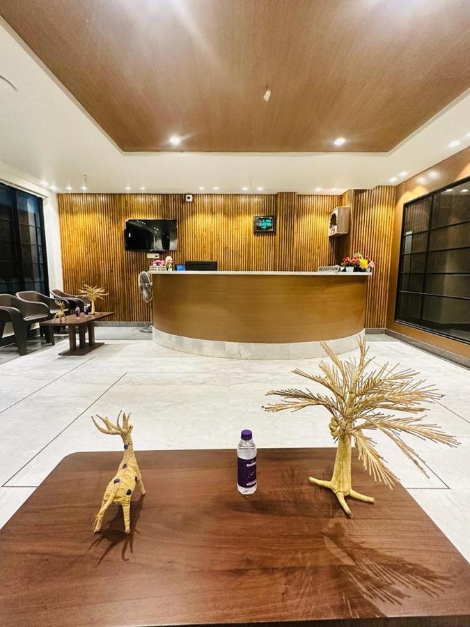 פורי Royal Beach International מראה חיצוני תמונה